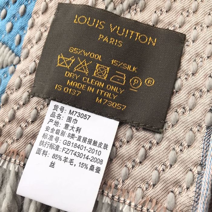 Louis Vuitton Scarf LV00152